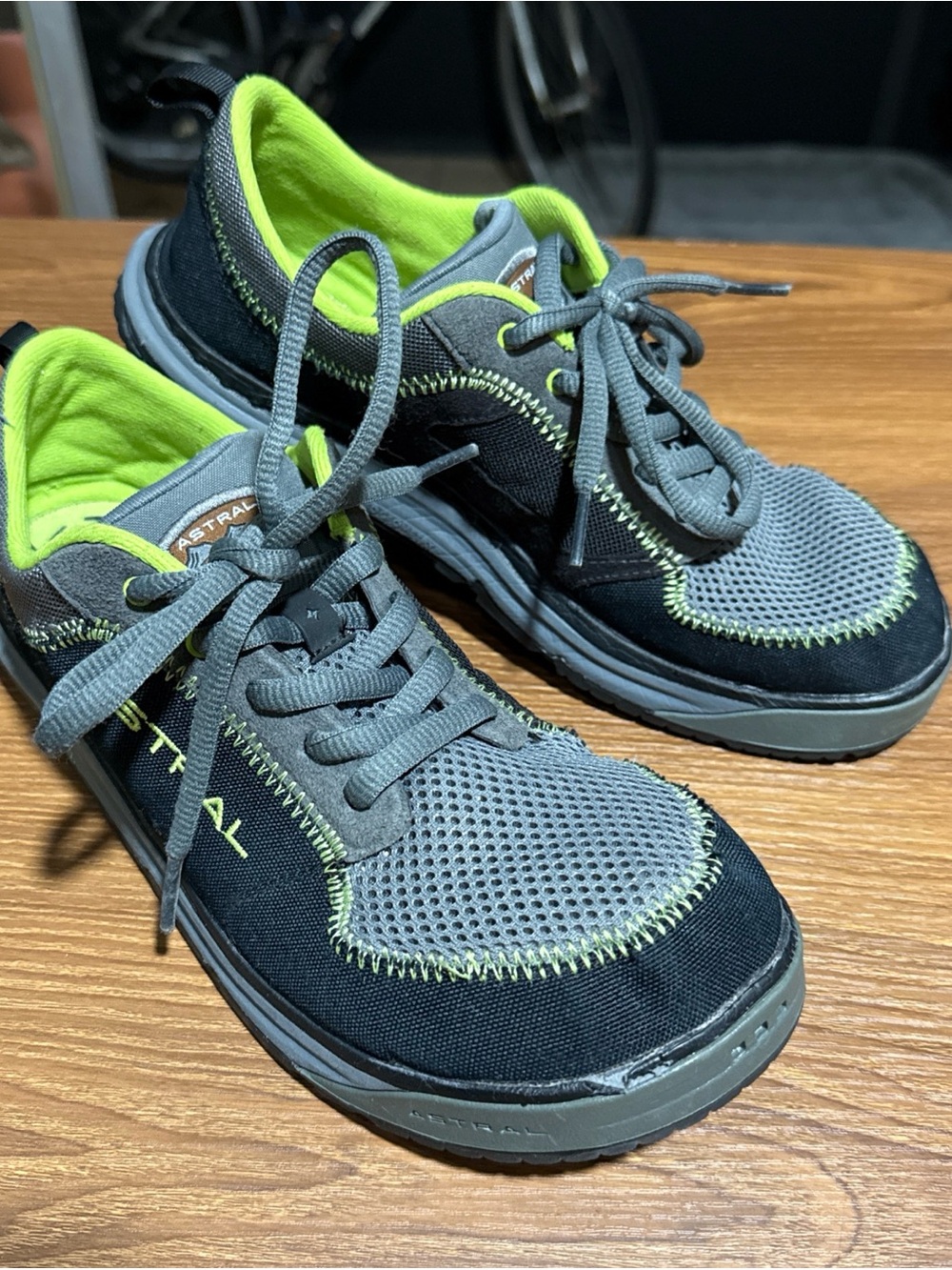 Astral Brewer 2.0 SMU Water Shoes Mens 9 Gray Green VS201 Sneaker Outdoor Casual